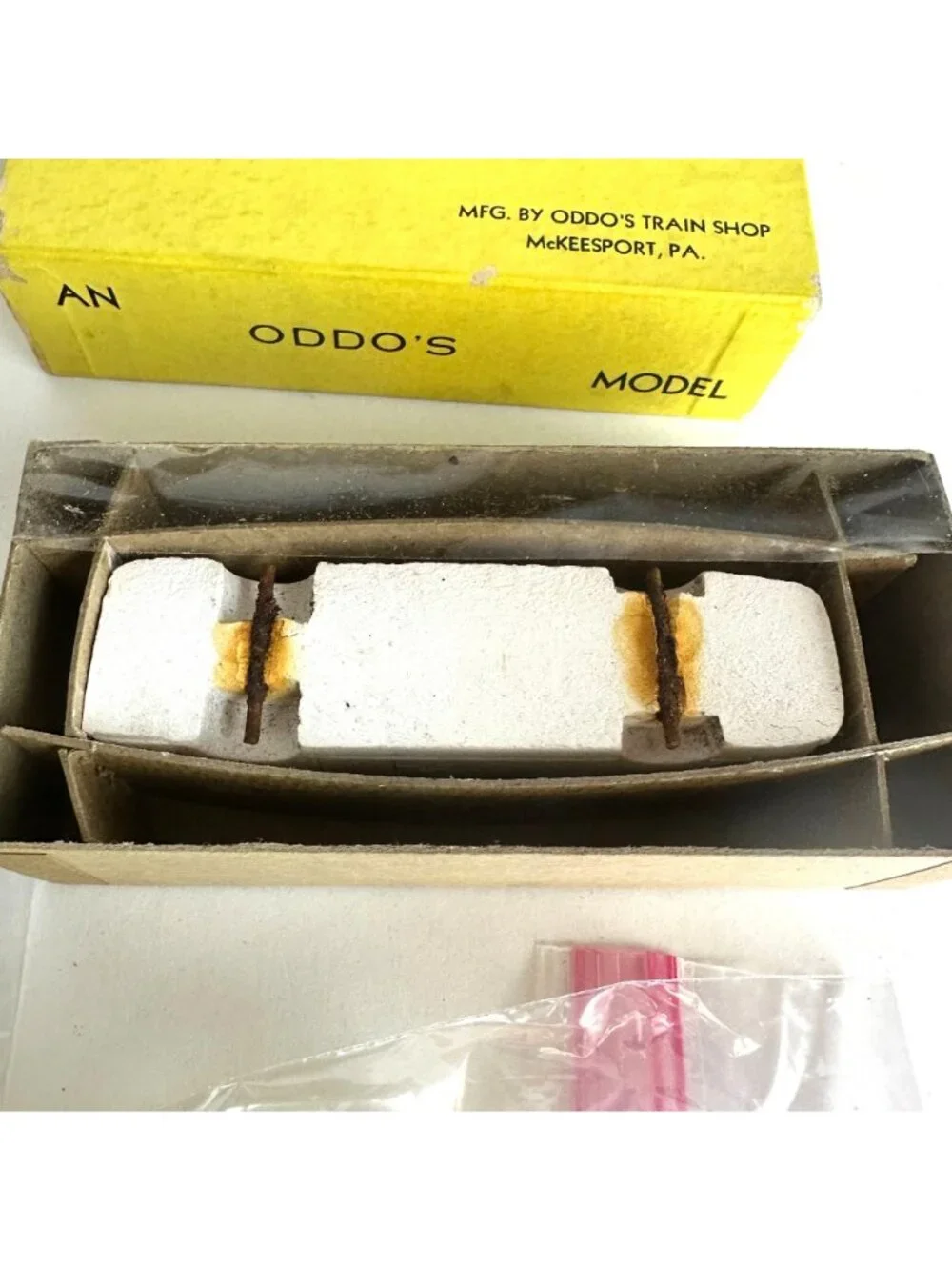 Oddos HO Scale Trolley & Bus Models Unpainted Original Boxes McKeesport PA